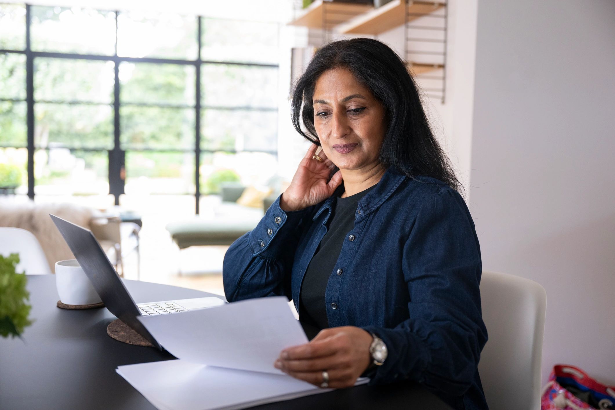 financial advisor working UK
